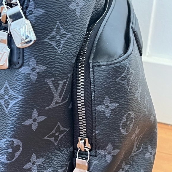 Louis Vuitton Discovery backpack PM - Picture 6 of 8